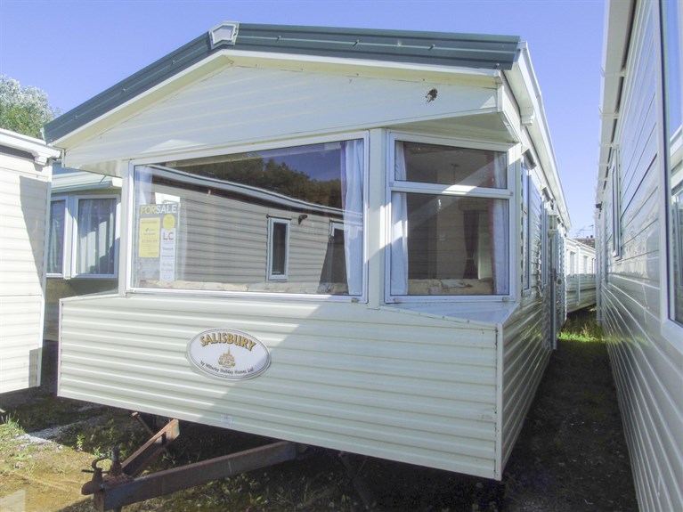 Off-site / Self-build only Willerby Salisbury 2004 2 bedrooms 35 x 12 feet £7,950.00
