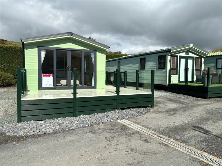 New Willerby Impression 2023 2 bedrooms 35 x 12 feet (sleeps 4/6) £65,000.00