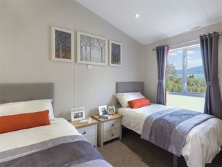 2018 Willerby Portland Lodge twin bedroom