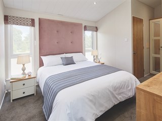 2022 Willerby Portland Static Lodge Holiday Home master bedroom