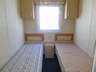 2004 Willerby Colwyn 35ft x 12ft 2 bedroom Static Caravan Holiday Home twin bedroom