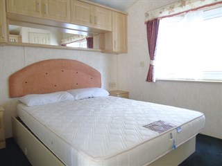 2004 Willerby Colwyn 35ft x 12ft 2 bedroom Static Caravan Holiday Home main bedroom