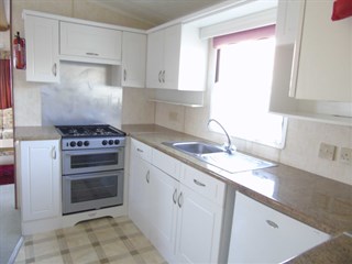 2002 Willerby Beaumaris Static Caravan Holiday Home kitchen