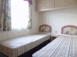 2002 Willerby Beaumaris Static Caravan Holiday Home twin bedroom