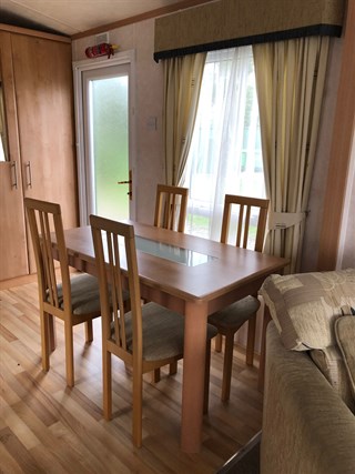 2008 Pemberton Verona Static Caravan Holiday Home dining area