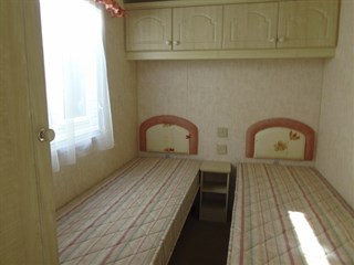 2004 Willerby Salisbury Static Caravan Holiday Home twin bedroom
