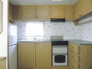 2002 Pemberton Elite Static Caravan Holiday Home kitchen