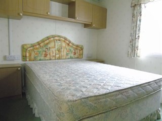 2002 Pemberton Elite Static Caravan Holiday Home main bedroom