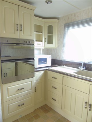 2009 Atlas Status Static Caravan Holiday Home kitchen