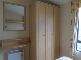 2006 Willerby Vacation Static Caravan Holiday Home main bedroom