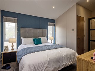 2025 Willerby New Holland Static Lodge Holiday Home main bedroom