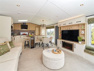 Grantley Lodge Lounge To Dining