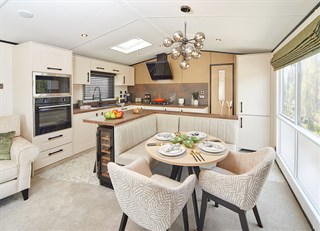 Grantley Lodge Lounge to Kitchen