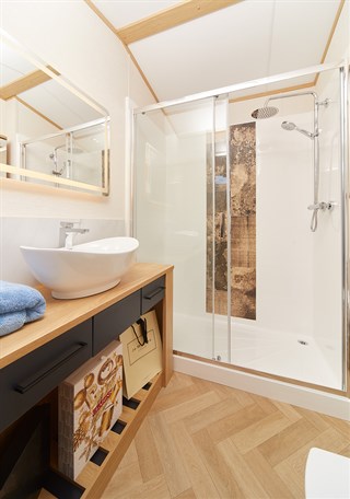 Chantry Lodge Bathroom