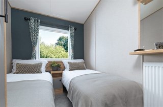twin bedroom
