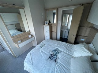 2018 Willerby Linear Static Caravan Holiday Home main bedroom