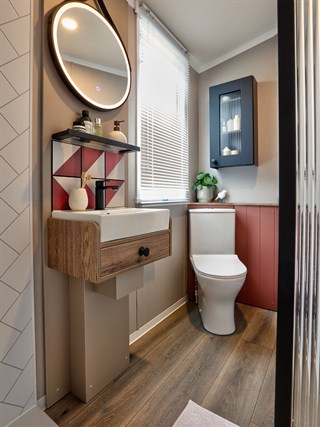2027 Swift Clermont Lodge Static Lodge Holiday Home main bedroom en suite