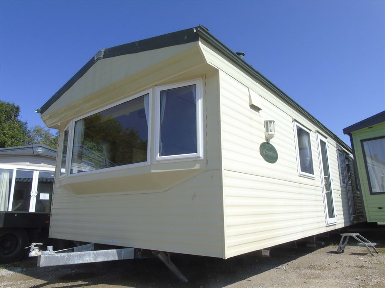 Used 2007 Willerby Vacation 35 x 12 feet 2 Bedrooms