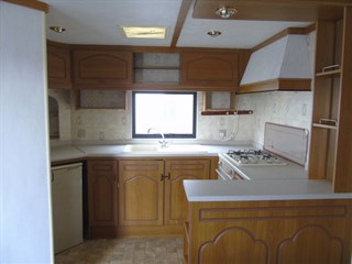 1997 Atlas Orlando 35ft x 12ft, 2 bedroom Static Caravan Holiday Home kitchen