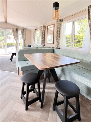 2023 Willerby Brookwood 40ft x 12ft, 3 bedroom Caravan Holiday Home dining area