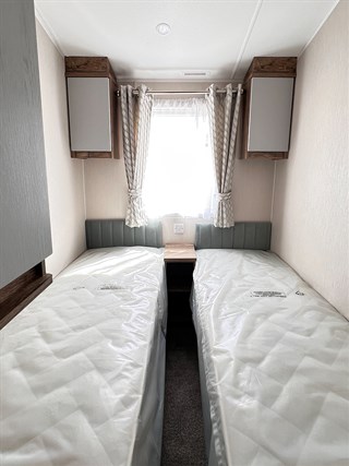 2023 Willerby Brookwood 40ft x 12ft, 3 bedroom Caravan Holiday Home twin bedroom 2