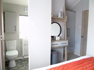 2023 Willerby Astoria 42ft x 13ft x 3 bed Static Caravan Holiday Home main bedroom en suite
