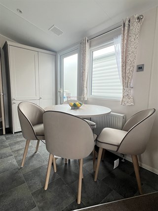 2027 Willerby Salisbury ES Static Caravan Holiday Home dining area