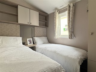 2027 Willerby Salisbury ES Static Caravan Holiday Home twin bedroom