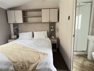 2027 Willerby Salisbury ES Static Caravan Holiday Home main bedroom