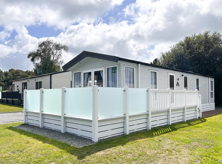 New 2022 Atlas Abode 40 x 12 feet 3 Bedrooms (Sleeps 6/8)