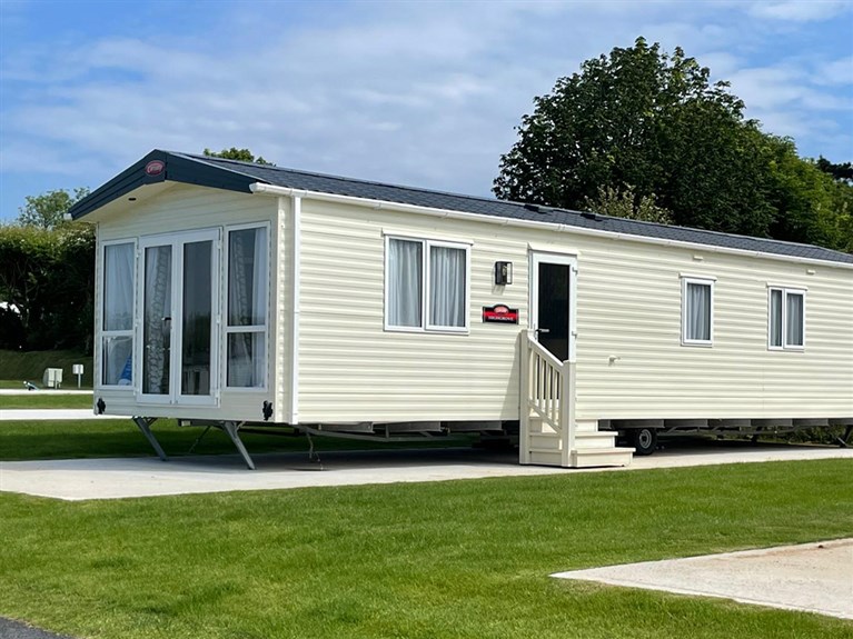 New 2023 Carnaby Highgrove 40 x 12 feet 3 Bedrooms (Sleeps 6/8)