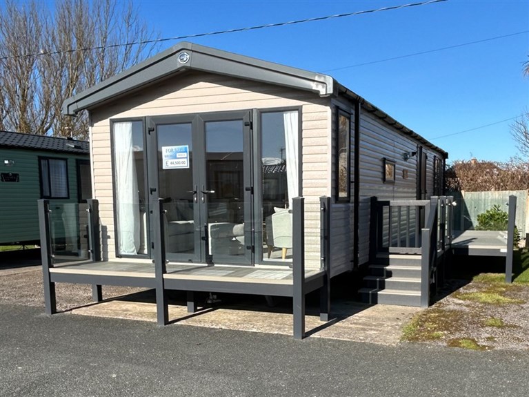 New 2022 Swift Moselle 38 x 12 feet 2 Bedrooms (Sleeps 4/6)