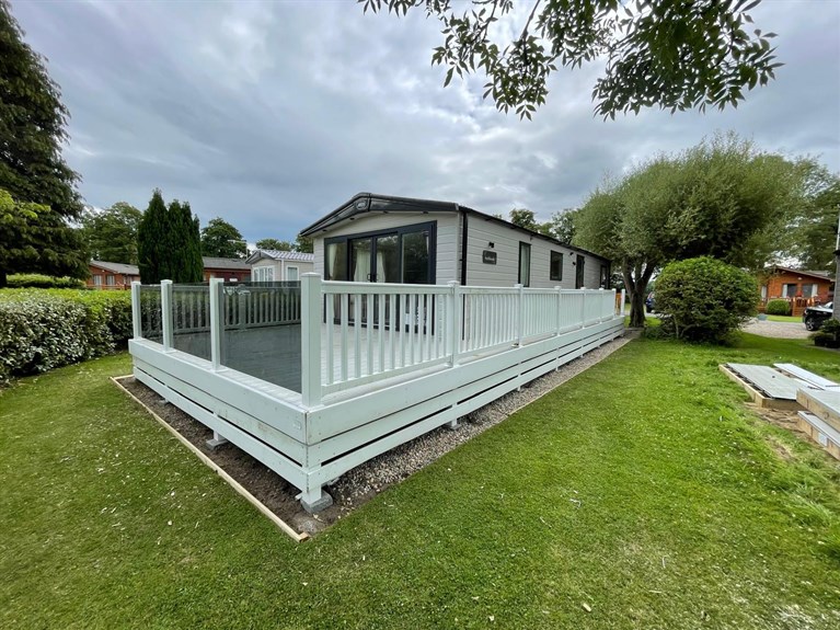 New 2021 ABI Ambleside 41 x 14 feet 2 Bedrooms (Sleeps 4/6)
