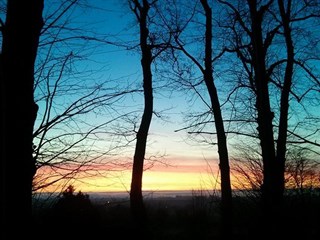 Sun set over Plas Gwyn Caravan Park