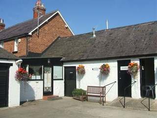 Owens Caravan Park, Towyn