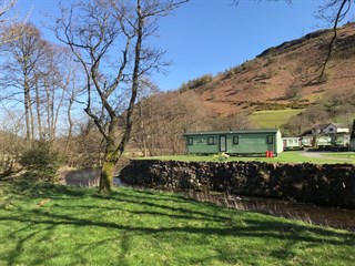 Minafon Caravan Park, Tanat Valley