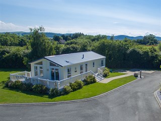 The Paddocks Lodge Park, Kinmel Bay views of luxury lodges