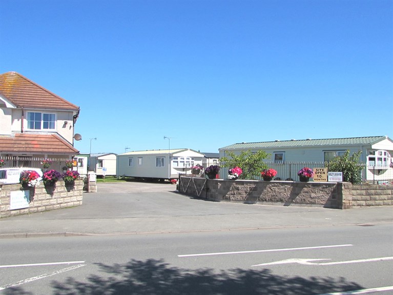 Madeleys Caravan Park, Towyn