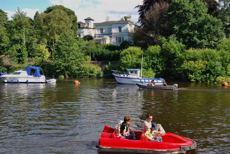 River Dee near to Queens Park, Chester